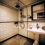 Boutique Old School *