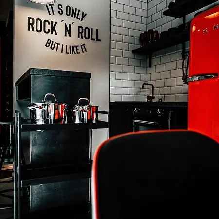 Boutique Old School