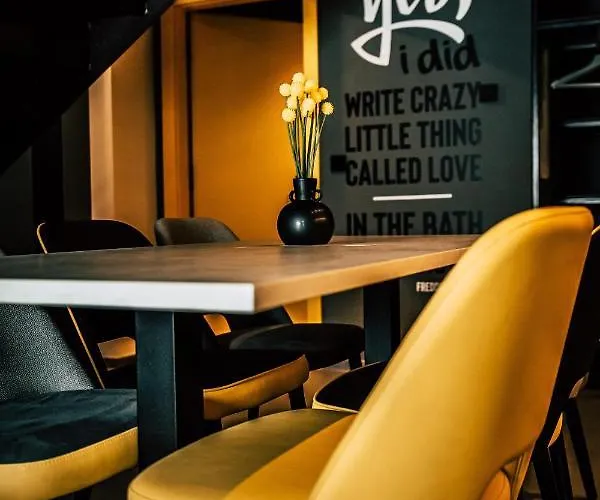 Boutique Old School شقة سول