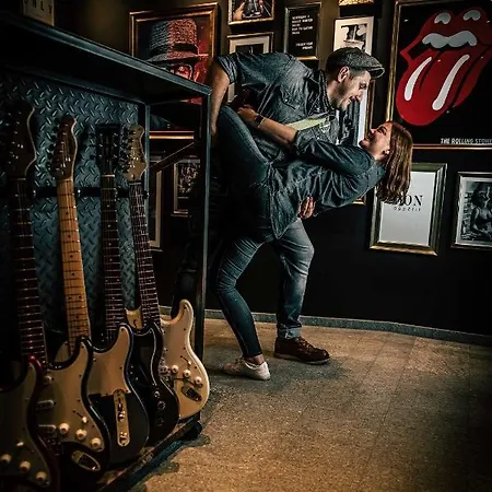 Boutique Old School Apartament *