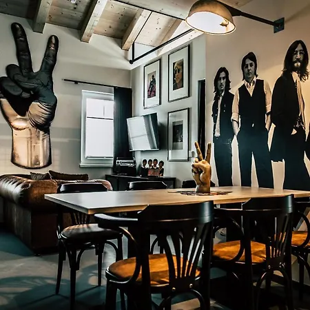 Boutique Old School Apartmán Söll